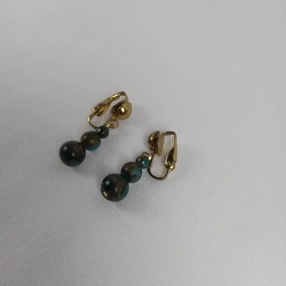 5/$25 Teal beaded earrings - Picture 2 of 5